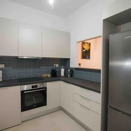 Egoiste Apartment